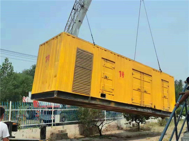 富蕴300KW柴油发电机组油耗是多少?